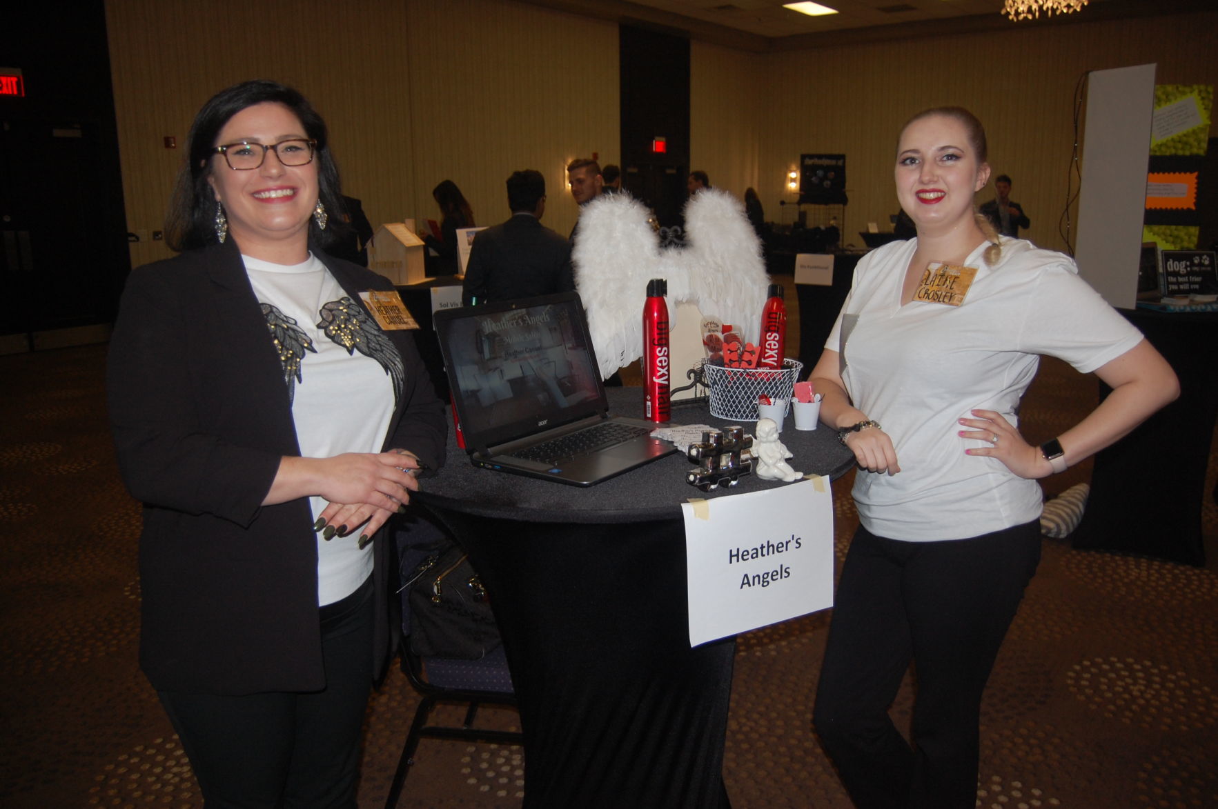 Heather Canuel, Laike Crosley